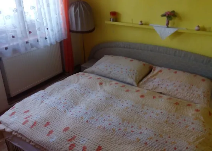 Guest house U Tri Kocek Jablonne v Podjestedi